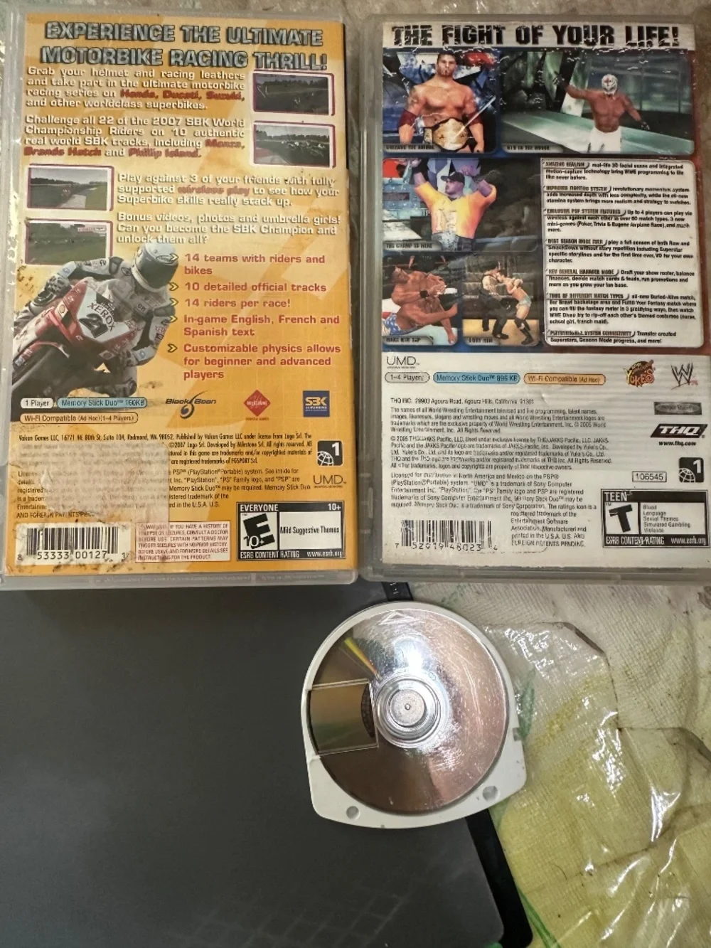 Deuce Bigalow: European Gigolo PSP + Ten Kate S3K & Smackdown 2006 PSP Cases